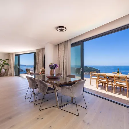 Kings Landing 5 Stars Penthouse شقة *