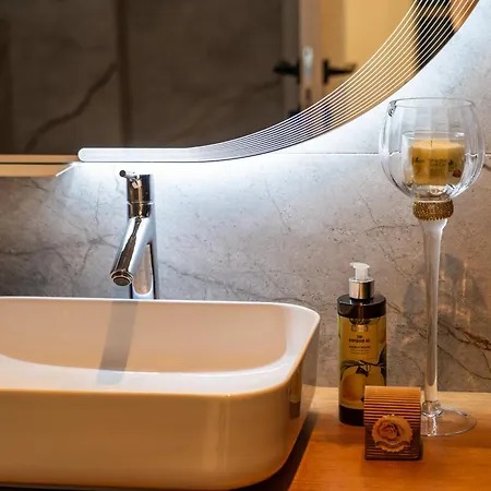 Kings Landing 5 Stars Penthouse دوبروفينك