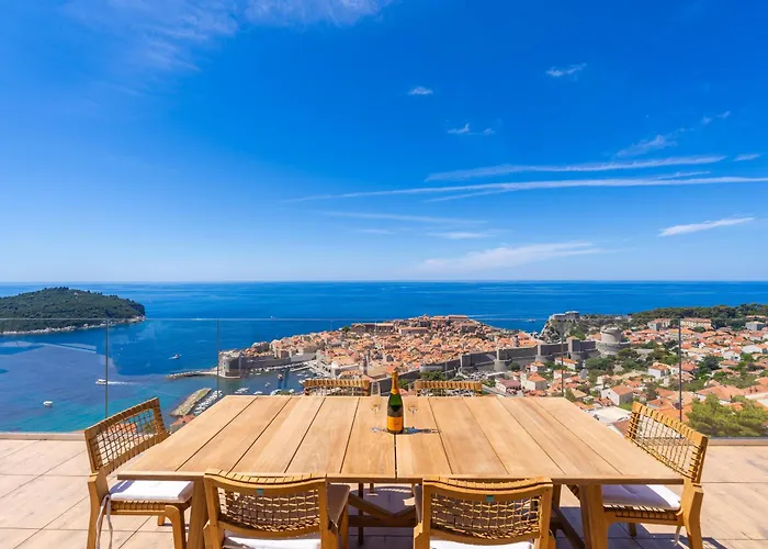 Kings Landing 5 Stars Penthouse * Ragusa