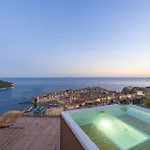 Kings Landing 5 Stars Penthouse Апартаменты *