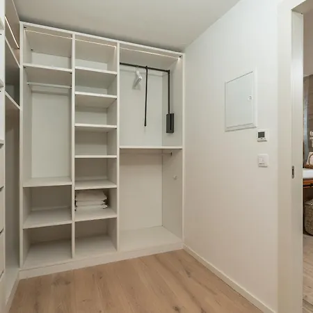 Kings Landing 5 Stars Penthouse 아파트