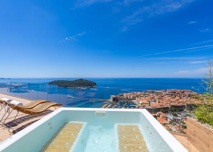 Kings Landing 5 Stars Penthouse *