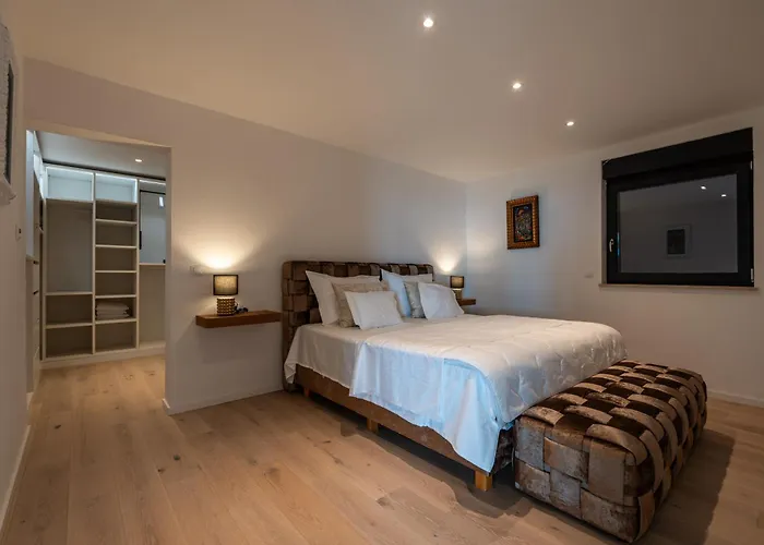 Kings Landing 5 Stars Penthouse