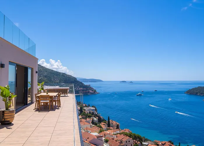 Kings Landing 5 Stars Penthouse * 두브로브니크