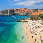 Kings Landing 5 Stars Penthouse Apartman