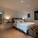 Kings Landing 5 Stars Penthouse