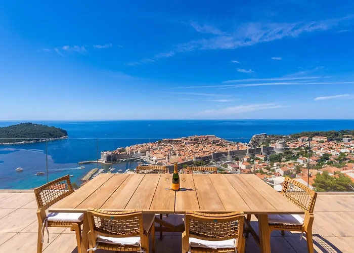 Kings Landing 5 Stars Penthouse Lejlighed
